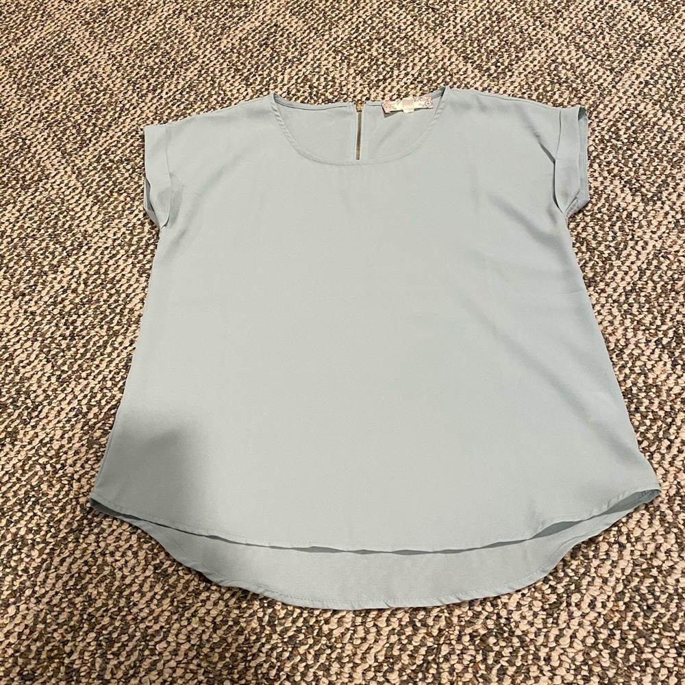 Pink Rose Sea green top can be dressed up or down!